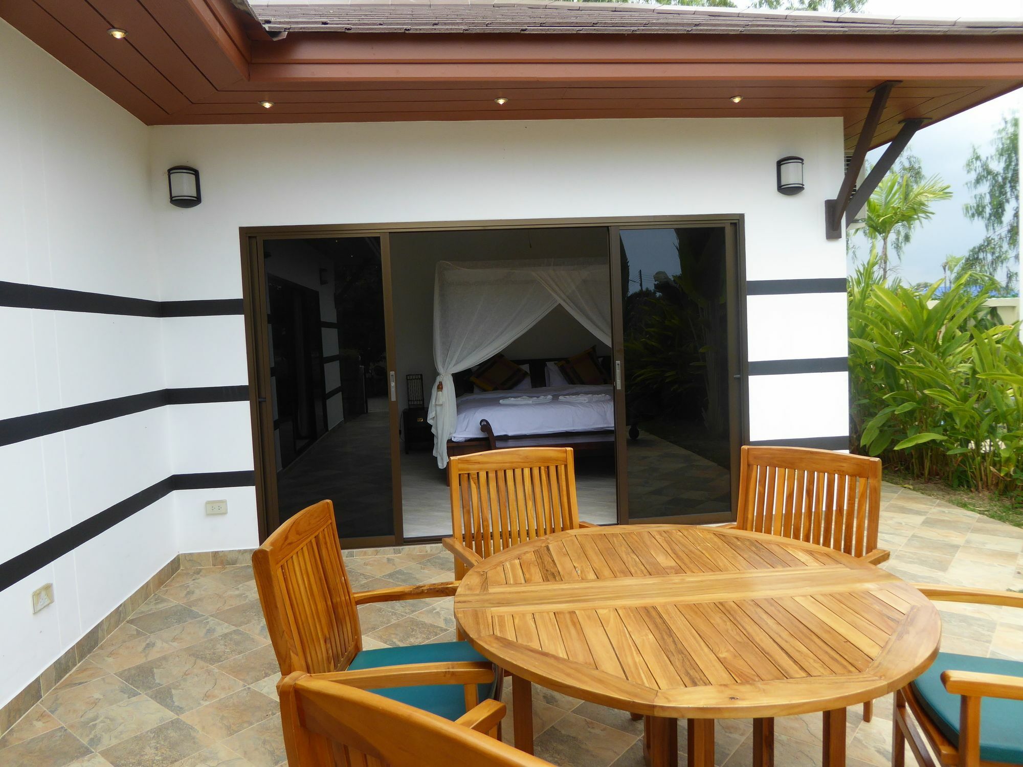 Tropicana Beach Villa At Vip Resort Ban Phe Bagian luar foto